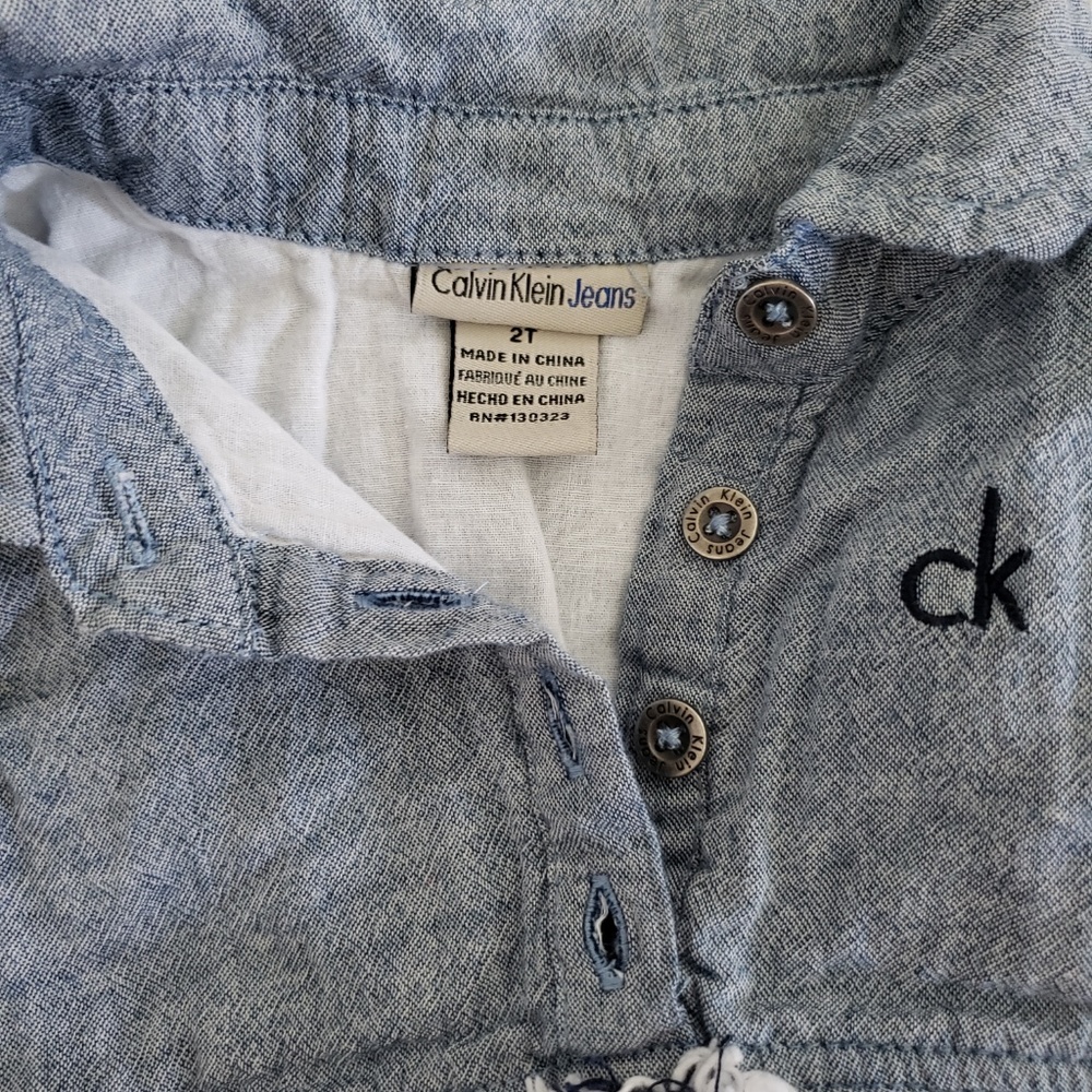 2/$20 Sale - Calvin Kline Outfit - Picture 4 of 8